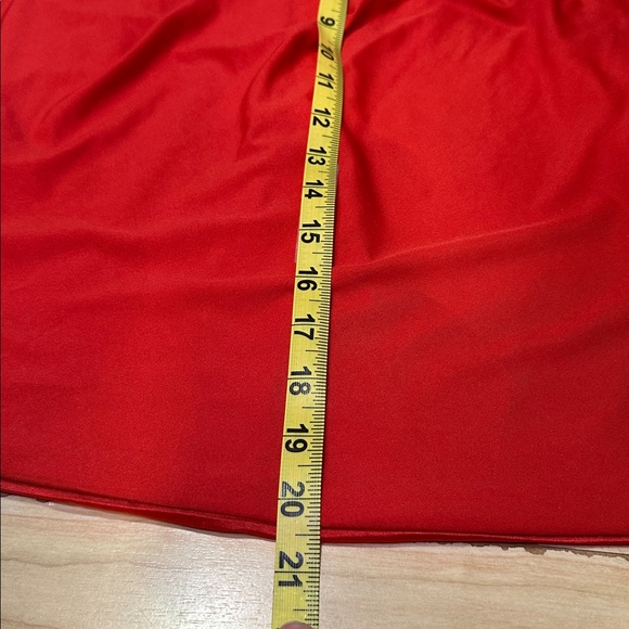 Elegant Red Cocktail Dress with Sheer Lace Overlay and 3/4 Sleeve Size 4 - Picture 12 of 14